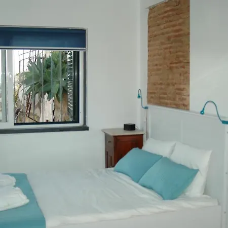 Rooftops Guest house Lisbon