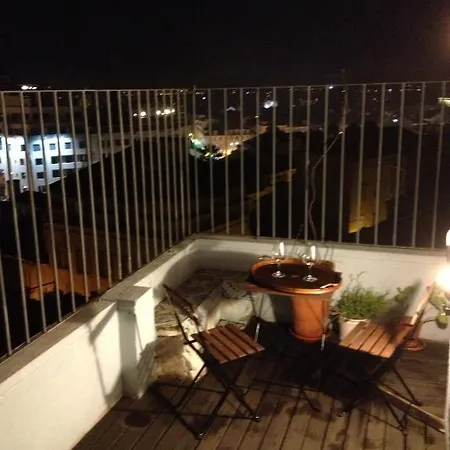 Rooftops Guest house Lisbon